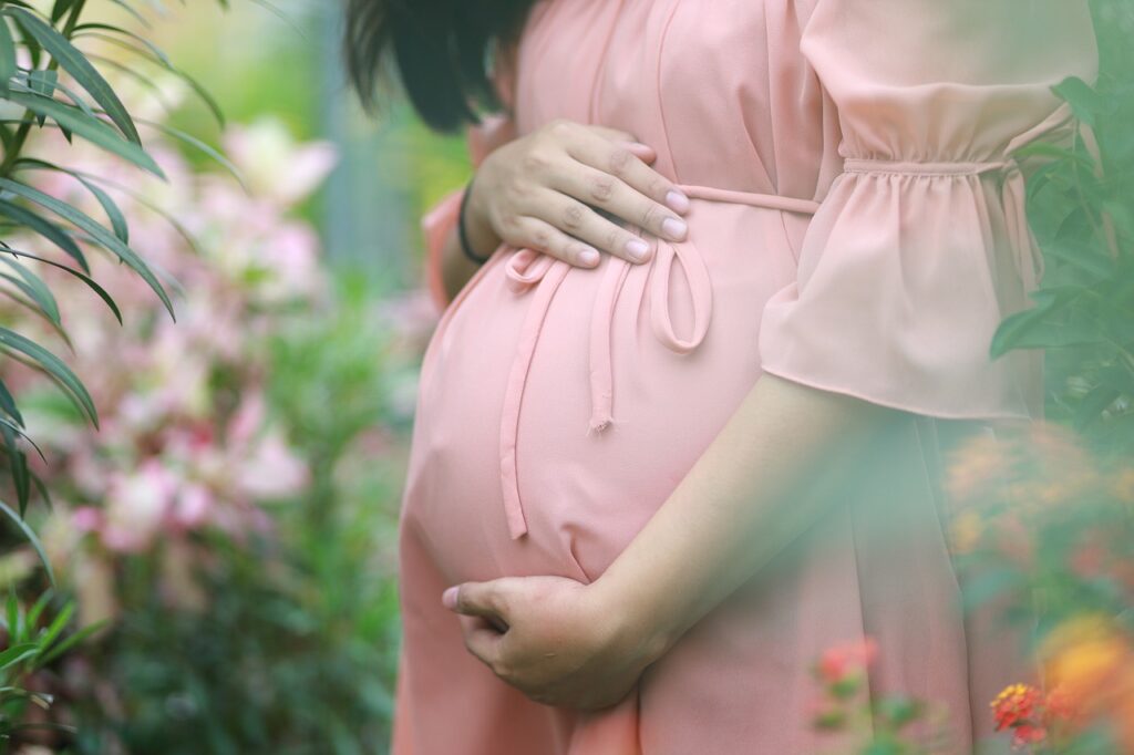中年女性が別居後に知っておくべき養育費と子どもに関するポイントは？