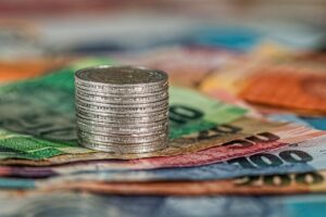 中年女性が離婚準備に必要なお金の費用はどのくらい？