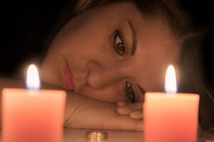 中年女性の離婚後にかかる親権取得の費用はどのくらい？